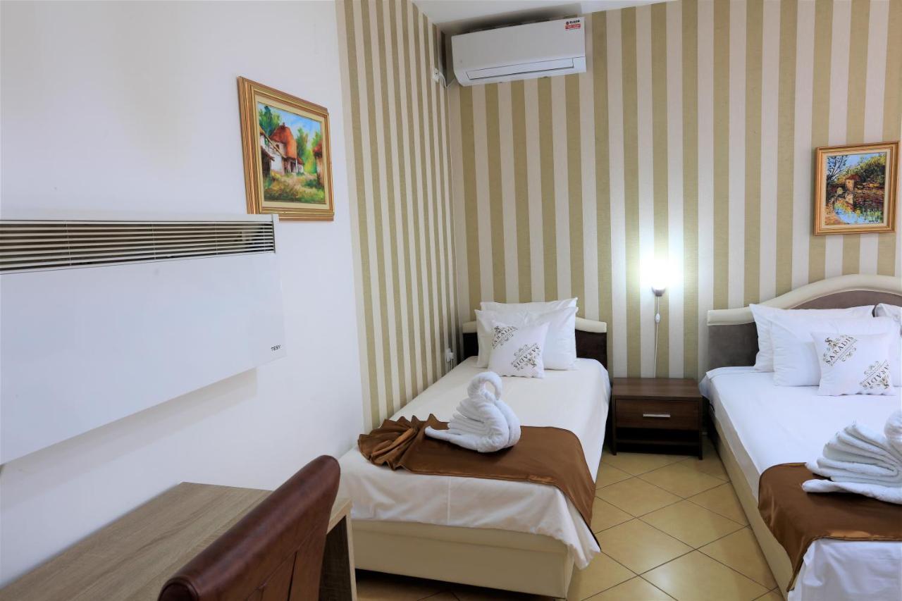 Garni Hotel Saradis Kruševac Exterior foto