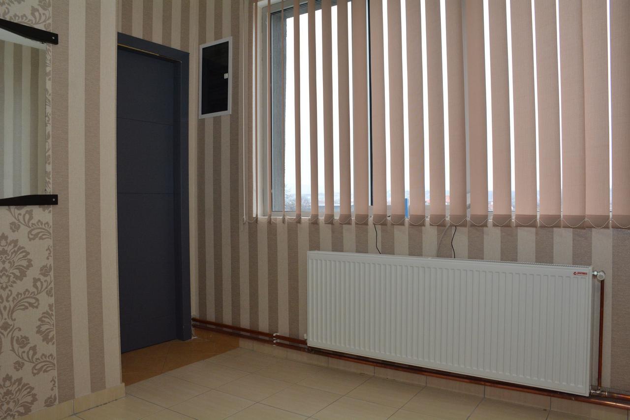 Garni Hotel Saradis Kruševac Exterior foto
